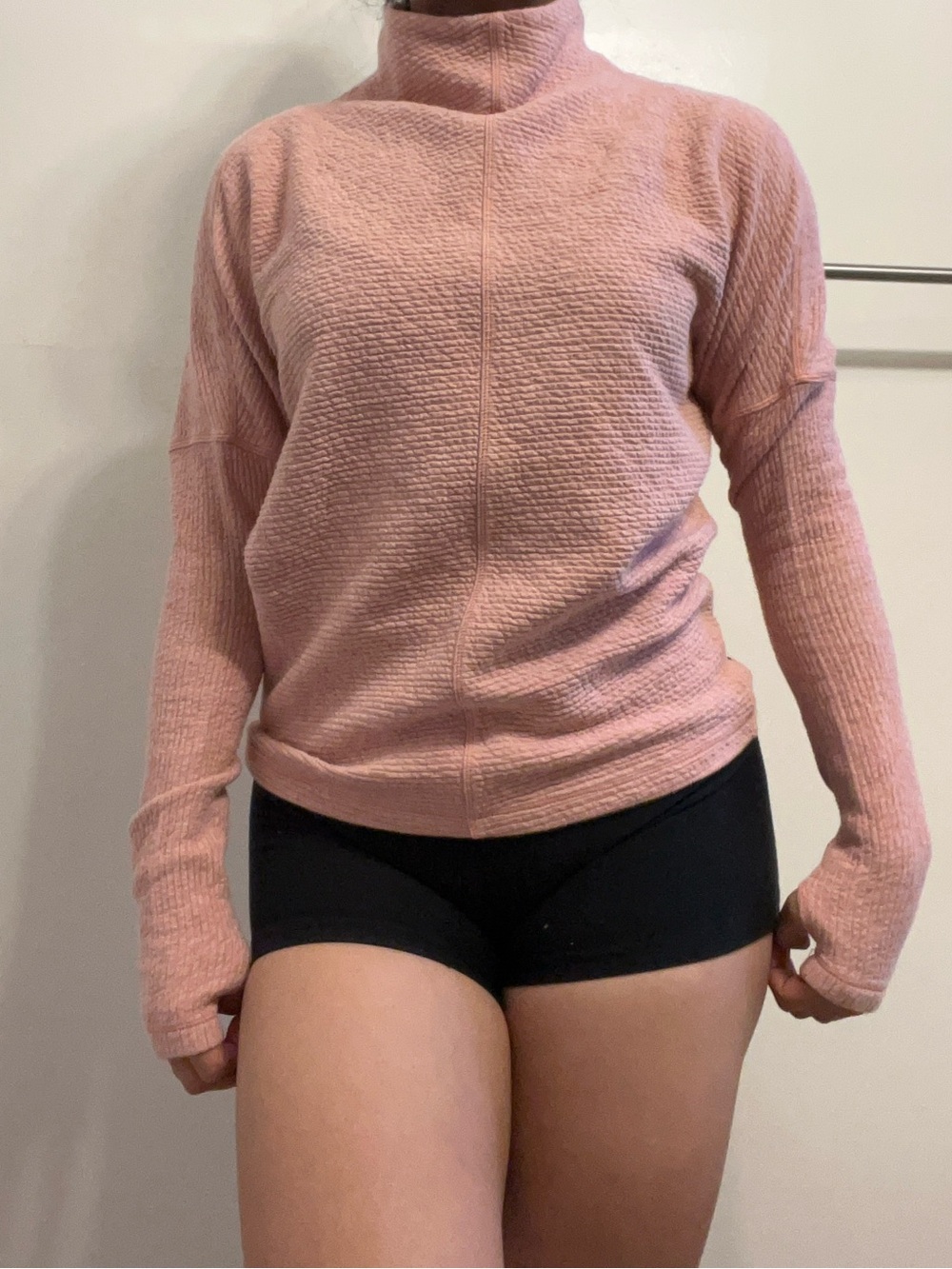 AG26 Lululemon Top